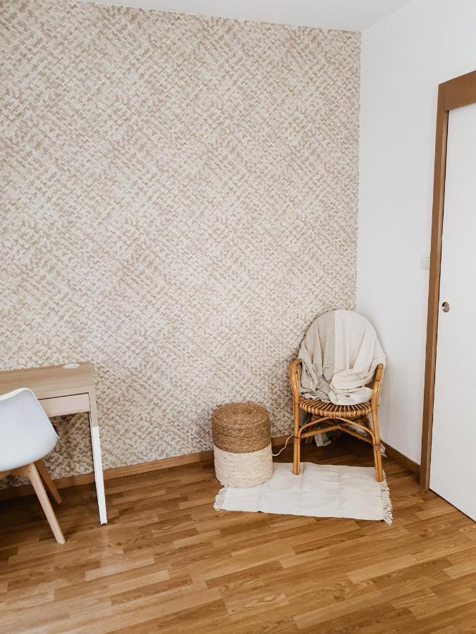 Appartement Cosy Entier, Parking Gratuit Dans La Rue ديجون المظهر الخارجي الصورة