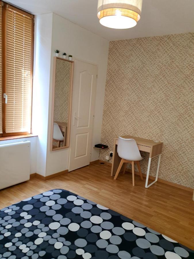 Appartement Cosy Entier, Parking Gratuit Dans La Rue ديجون المظهر الخارجي الصورة